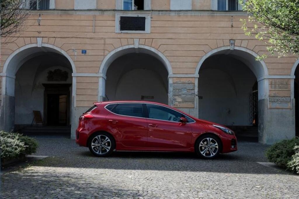 Test: Aká je Kia Cee'd po facelifte a s trojvalcom? Mohla by menej „žrať“