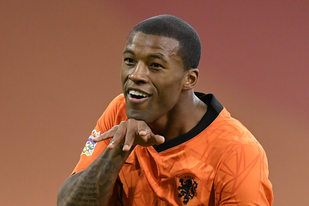 EBE 33 Amsterdam - Na snímke holandský stredopoliar Georginio Wijnaldum oslavuje svoj gól v zápase 5. kola A-divízie 1. skupiny Ligy národov vo futbale Holandsko - Bosna a Hercegovina v Amsterdame 15. novembra 2020. FOTO TASR/AP
Netherlands' Georginio Wijnaldum celebrates scoring his side's first goal during the UEFA Nations League soccer match between The Netherlands and Bosnia and Herzegovina at the Johan Cruyff ArenA in Amsterdam, Netherlands, Sunday, Nov. 15, 2020. (John Thys/Pool via AP)