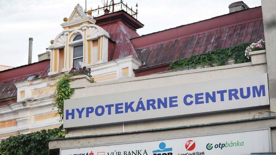 Slovenské domácnosti sú takmer na hranici zdravého zadlženia