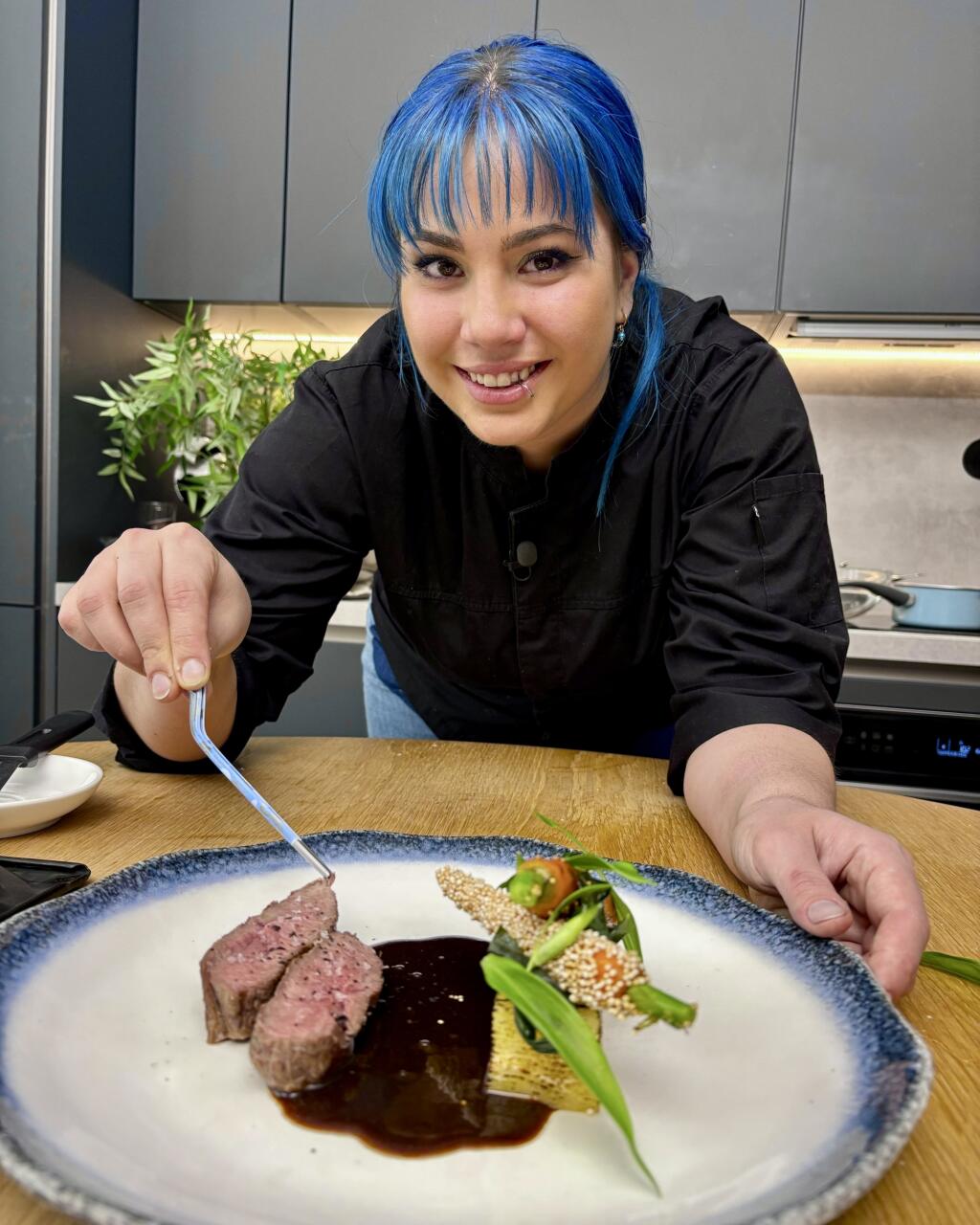 V Bez servítky si zmerajú sily profíci z Hell’s Kitchen.