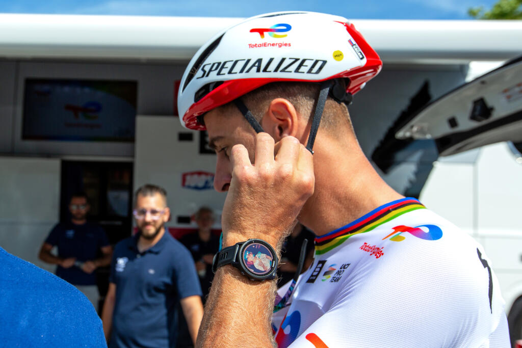 Na snímke je slovenský cyklista Peter Sagan pred tréningom v meste Kodaň. S tímom TotalEnergies bude pretekať na 109. ročníku Tour de France.