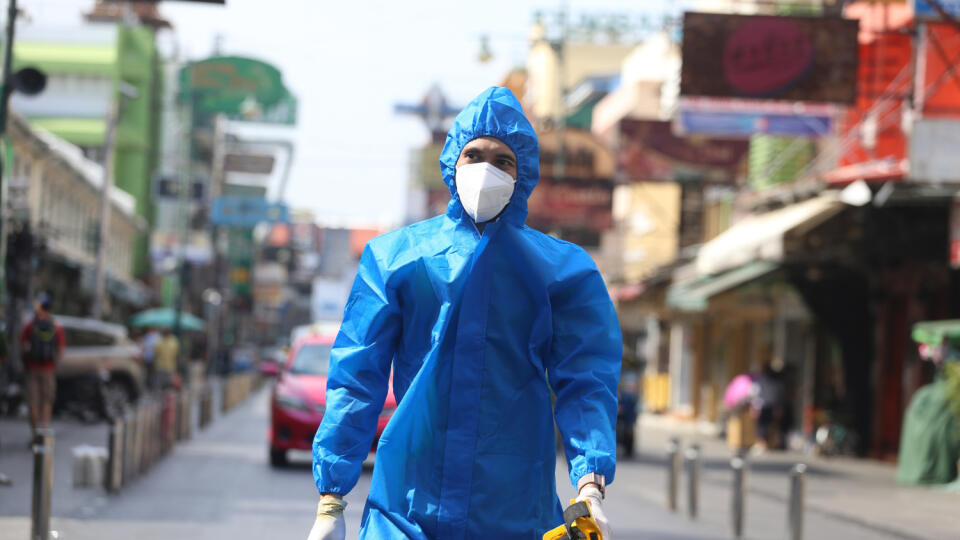 A health worker wearing a personal protective equipment (PPE