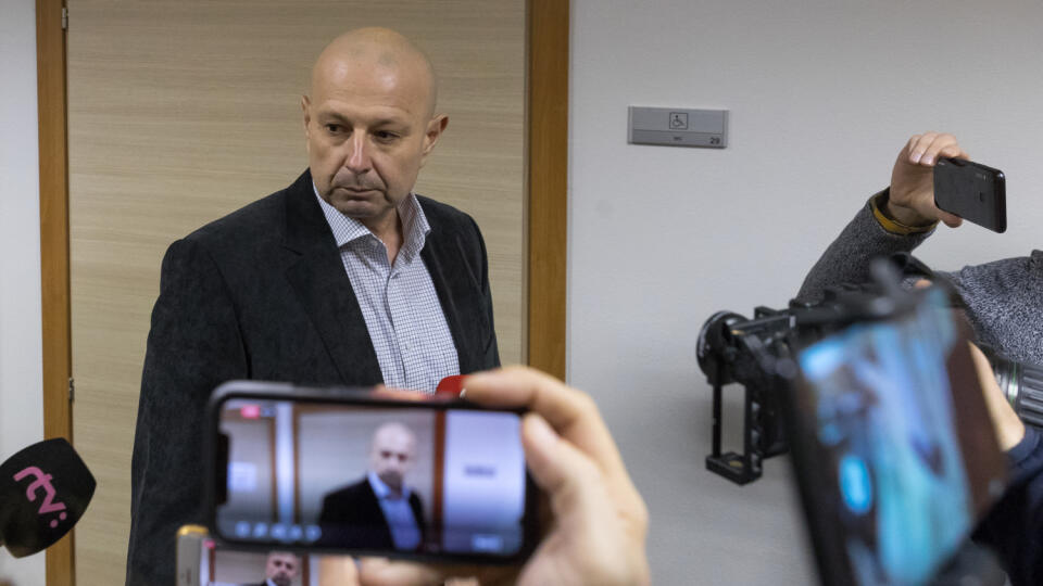 Tretie pojednávanie na Špecializovanom trestnom súde v Pezinku vo veci vraždy investigatívneho novinára Jána Kuciaka a jeho snúbenice Martiny Kušnírovej. Na snímke je svedok Miroslav Kriak, ktorého výpoveď bude nasledovať po ukončení výpovede Petra Tótha.