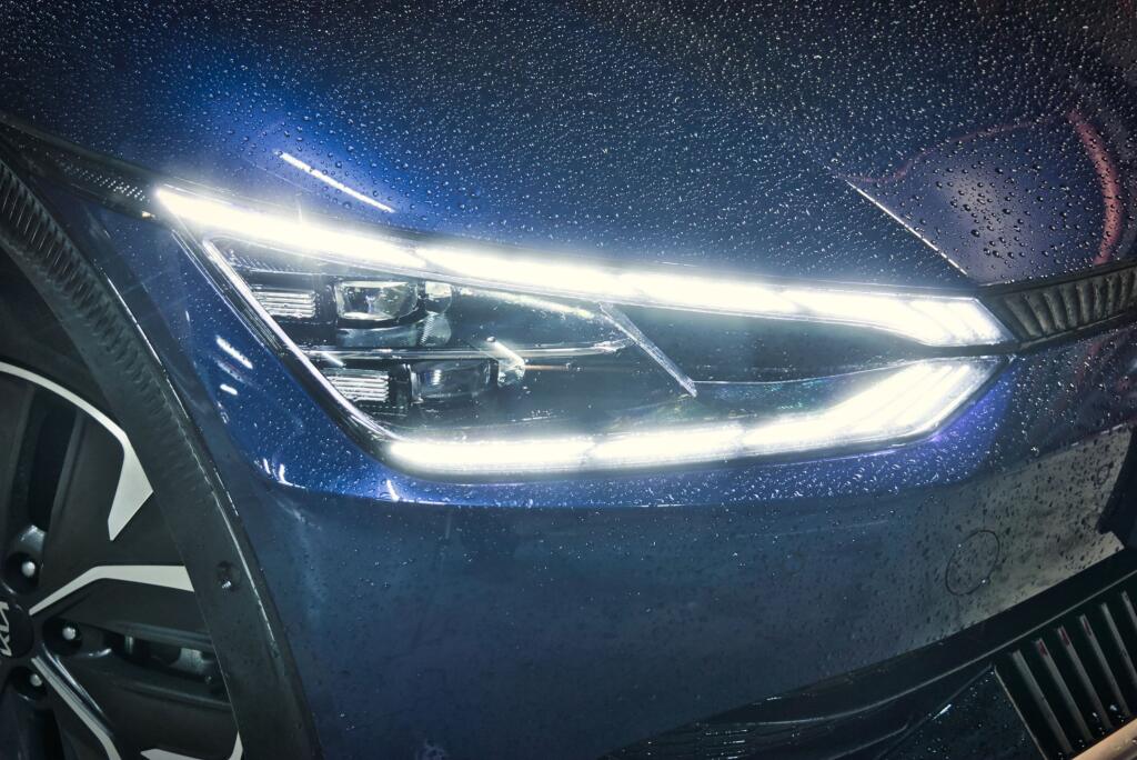Kia EV6 168 kW / 77,4 kWh 2WD Earth.