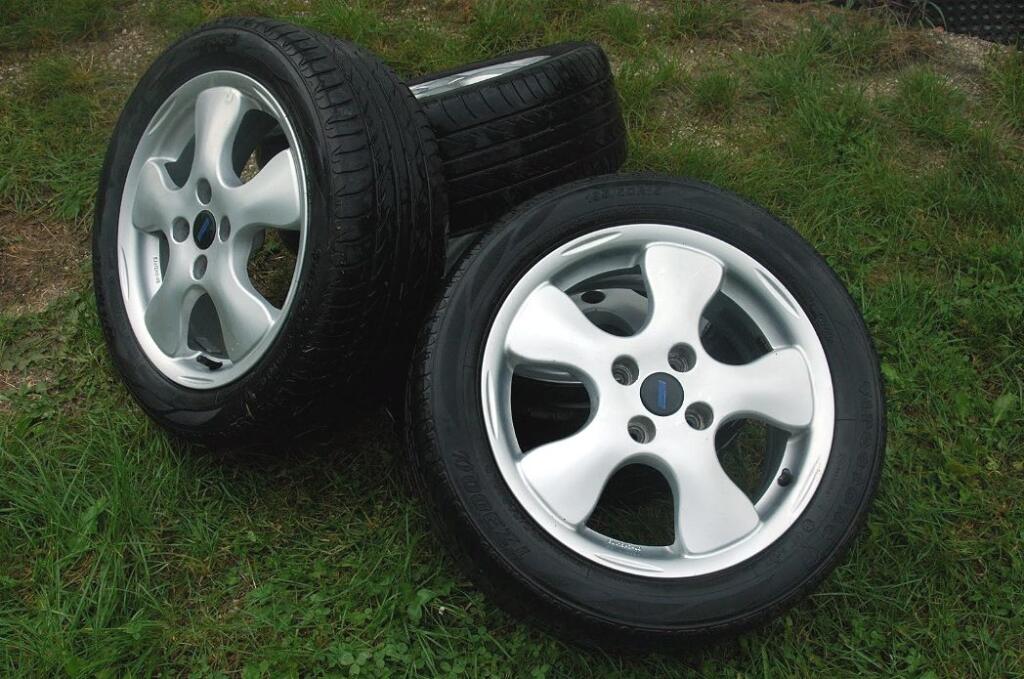 Dajú sa vyčistiť disky na auto prostriedkom zo špajze?
