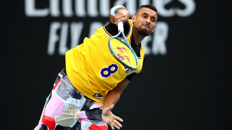 Pred zápasom osemfinále proti Rafaelovi Nadalovi prišiel Kyrgios na kurt v drese zosnulého basketbalistu. Kyrgios v ňom absolvoval aj rozcvičku a pred začiatkom zápasu sa postaral o veľké gesto. Austrálčana premohli emócie, keď sa počas nástupu na kurt rozplakal.