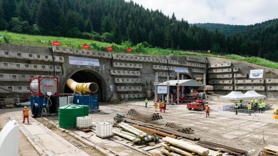 Župan Žilinského kraja Juraj Blanár si pomýlil tunel Dubná Skala s už dávno sprevádzkovaným tunelom Branisko.