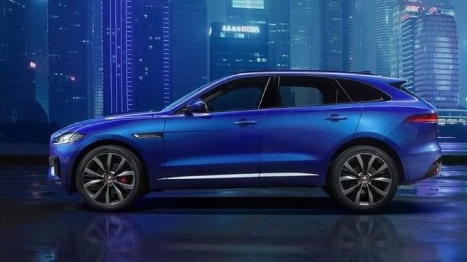 Hoci je tvarovo úplne odlišný, Jaguar F-Pace bude