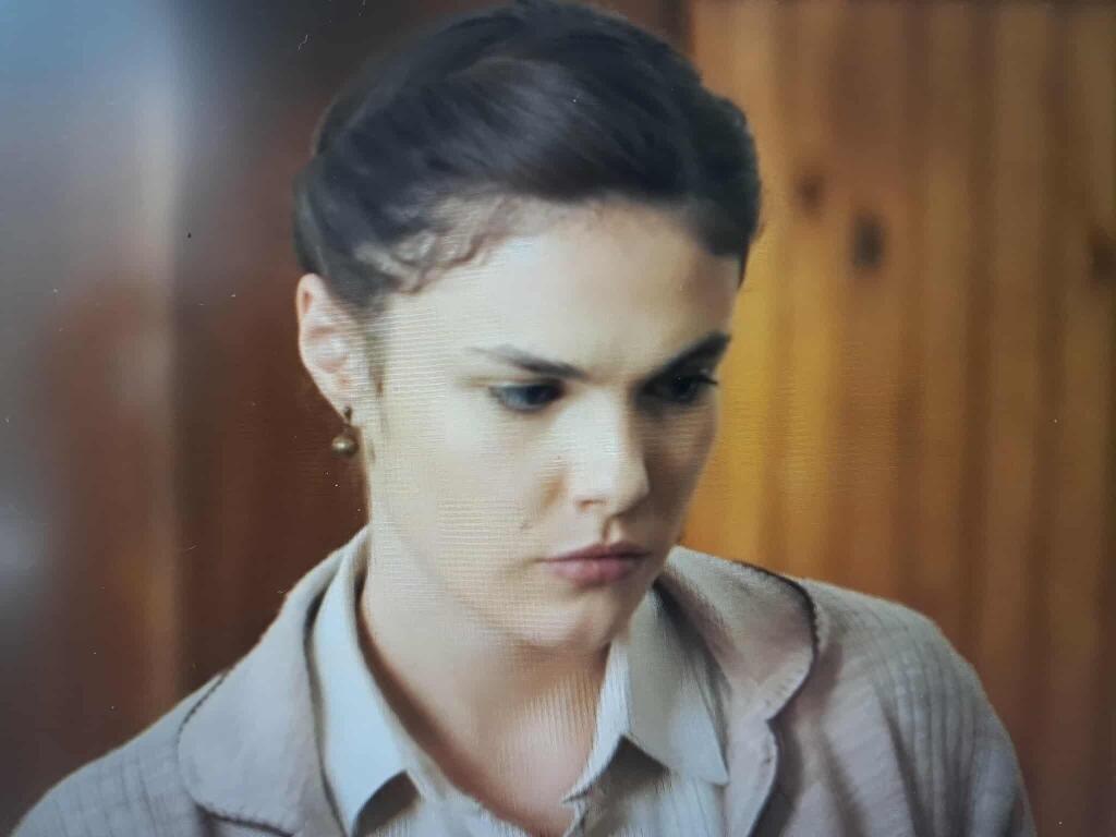 Paula Lopatovská v seriáli Dunaj, k vašim službám.