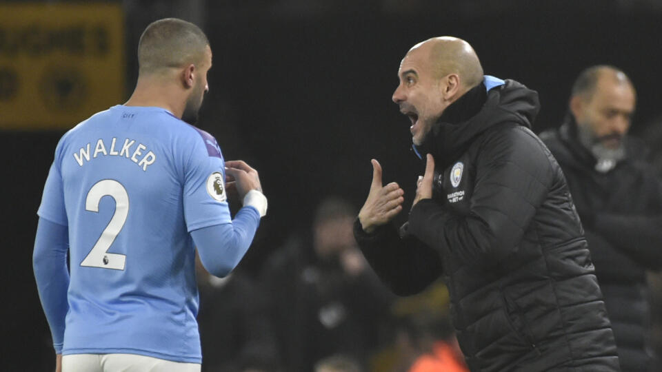 Anglický futbalový reprezentant Kyle Walker pikantným spôsobom porušil karanténne opatrenia počas pandémie koronavírusu.