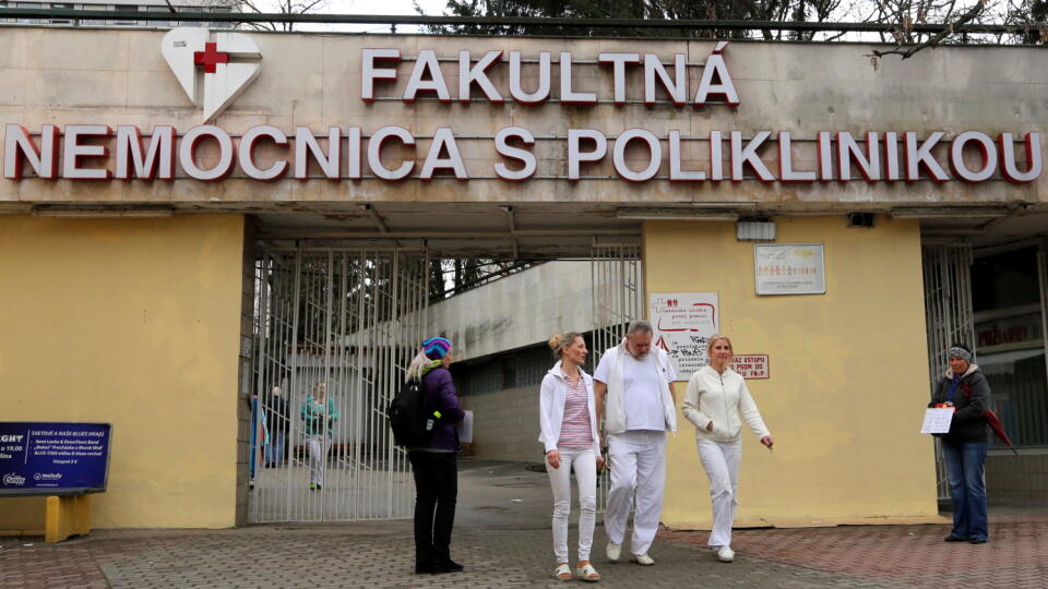 Fakultná nemocnica s poliklinikou Žilina.