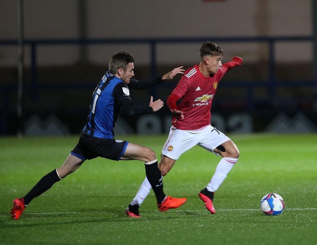Martin Šviderský sa postupnými krokmi derie v Manchestri United nahor a je možné, že už v dohľadnej dobe ho uvidíme nastupovať za A-tím po boku hviezdneho Cristiana Ronalda.