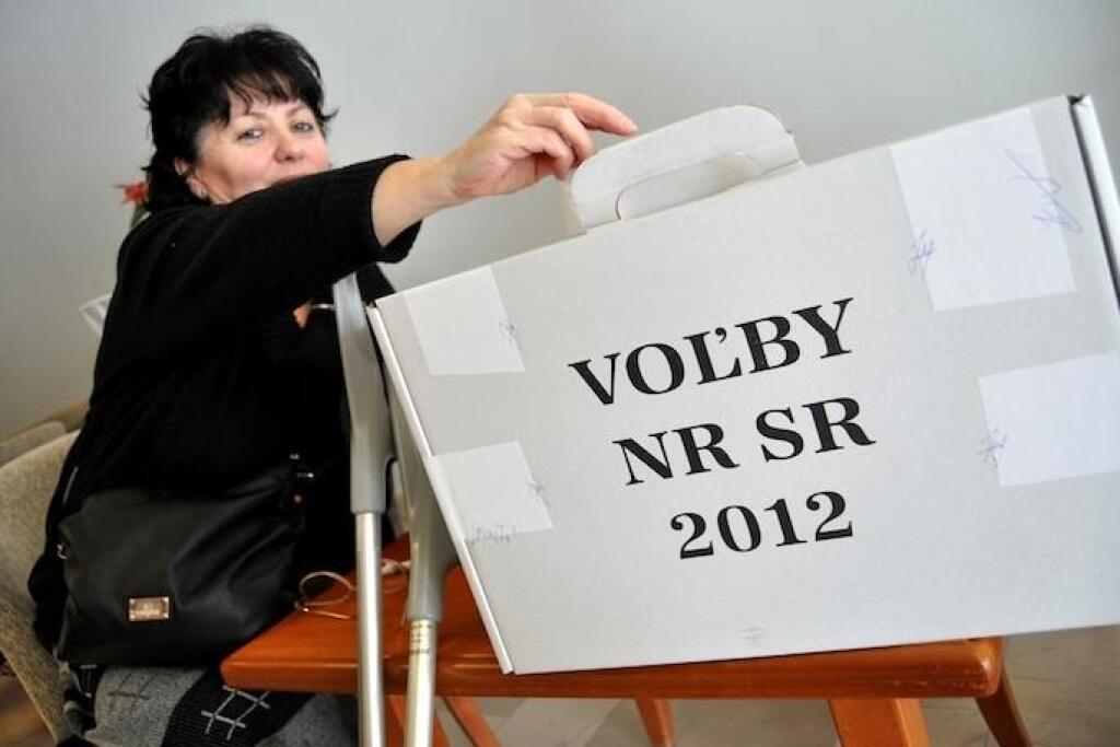 Voľby v obrazoch: Ako volili ľudia a lídri strán