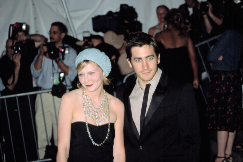 Kirsten,Dunst,And,Jake,Gyllenhaal,At,Metropolitan,Museum,Of,Art