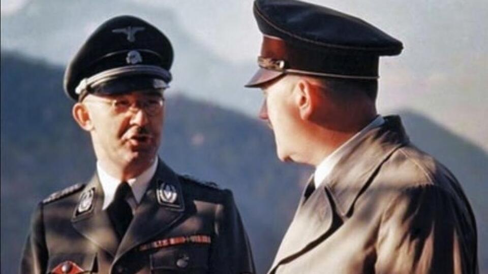 Veliteľ SS Heinrich Himmler veril v mnohé okultistické teórie.