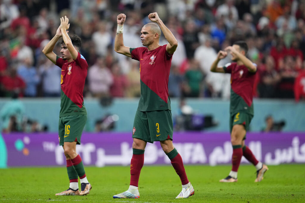 V prvom polčase sa hlavou po rohu presadil aj zastupujúci kapitán Pepe a vo veku 39 rokov a 283 dní sa stal najstarším strelcom gólu vo vyraďovacej fáze MS v histórii a druhý celkovo po Kamerunčanovi Rogerovi Millovi.