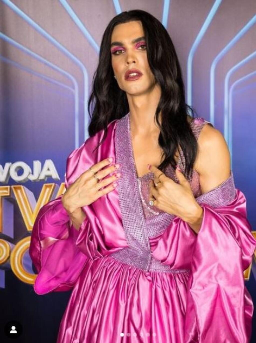 Adam Pavlovčin ako Dua Lipa.