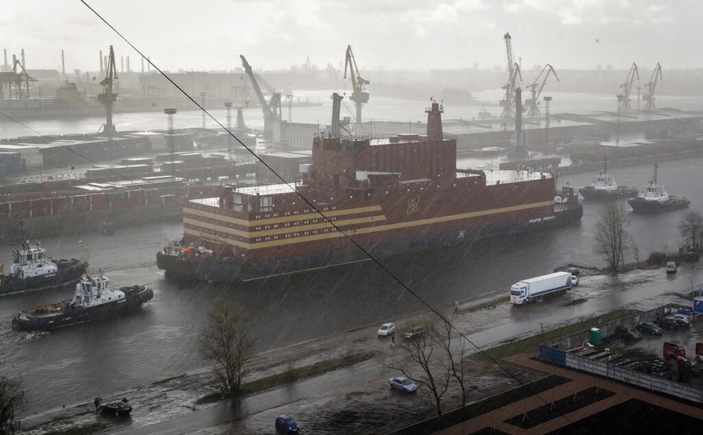 Akademik Lomonosov, prvá mobilná jadrová elektráreň