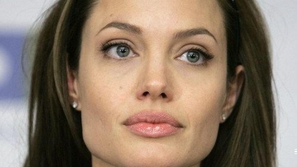 Angelina Jolie