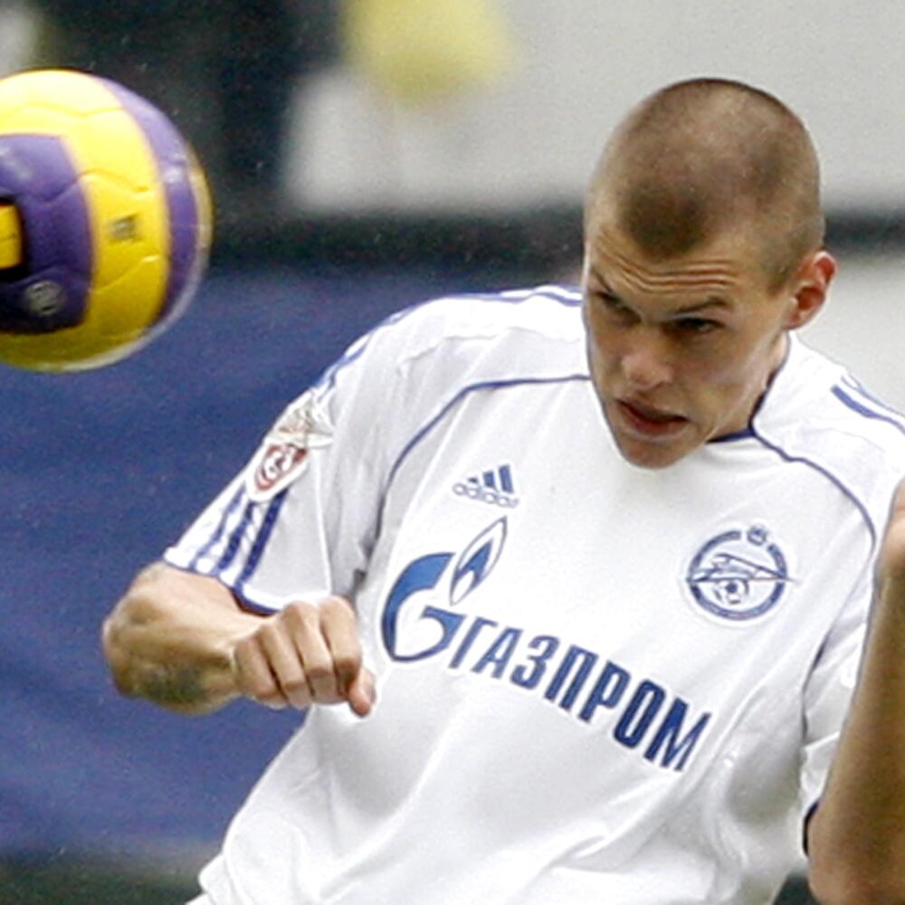 Škrtel v zápase FC Lokomotiv Moskva vs FC Zenit Petrohrad