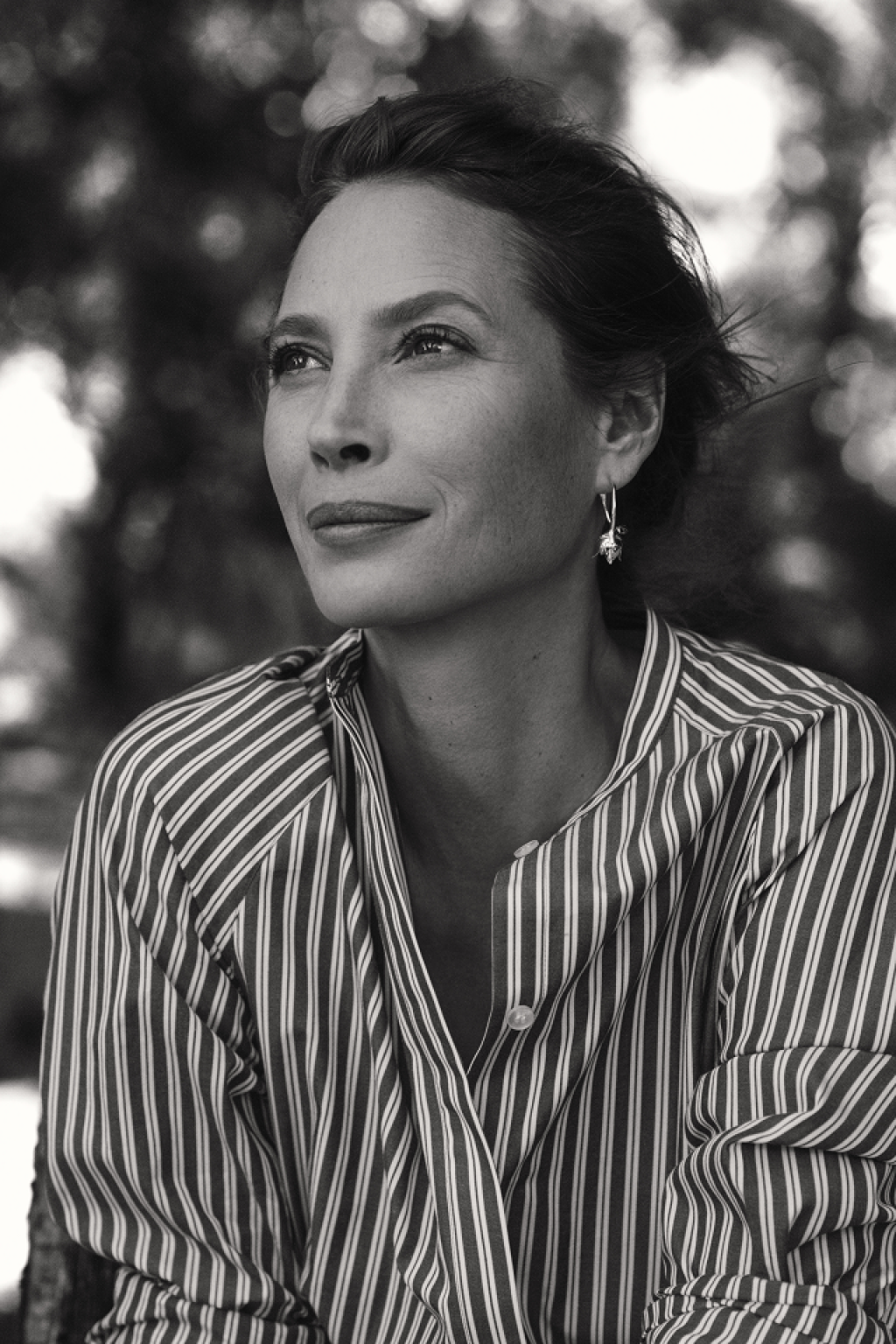 Christy Turlington stále pracuje ako modelka, minulý rok sa dokonca stala tvárou kampane H&M.