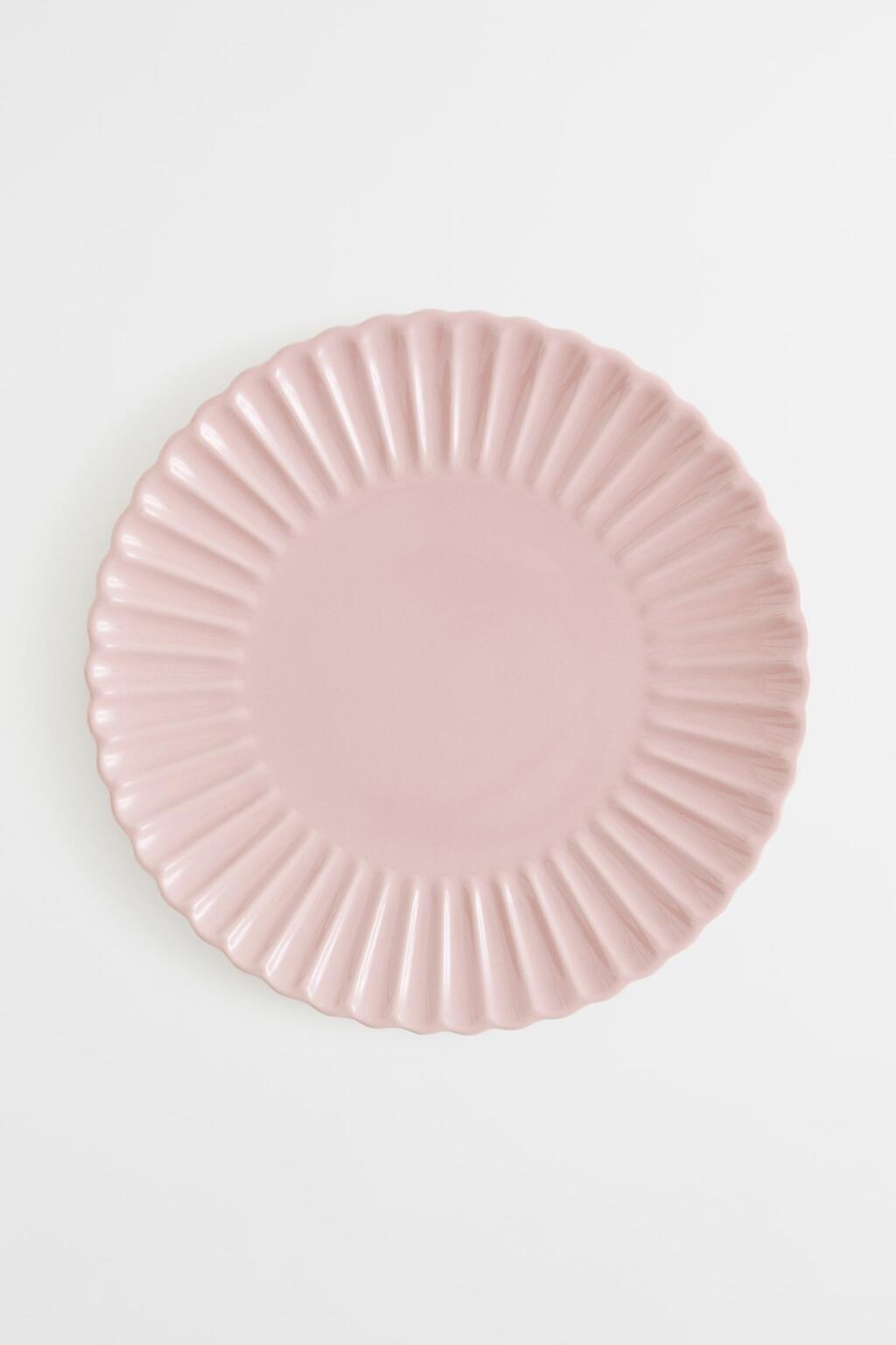 Kameninový tanier, H&M Home, 7,99 €