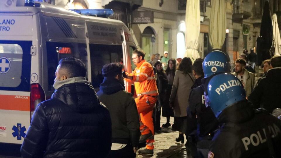 Násilnosti v Miláne - pobodali fanúšika PSG a policajta