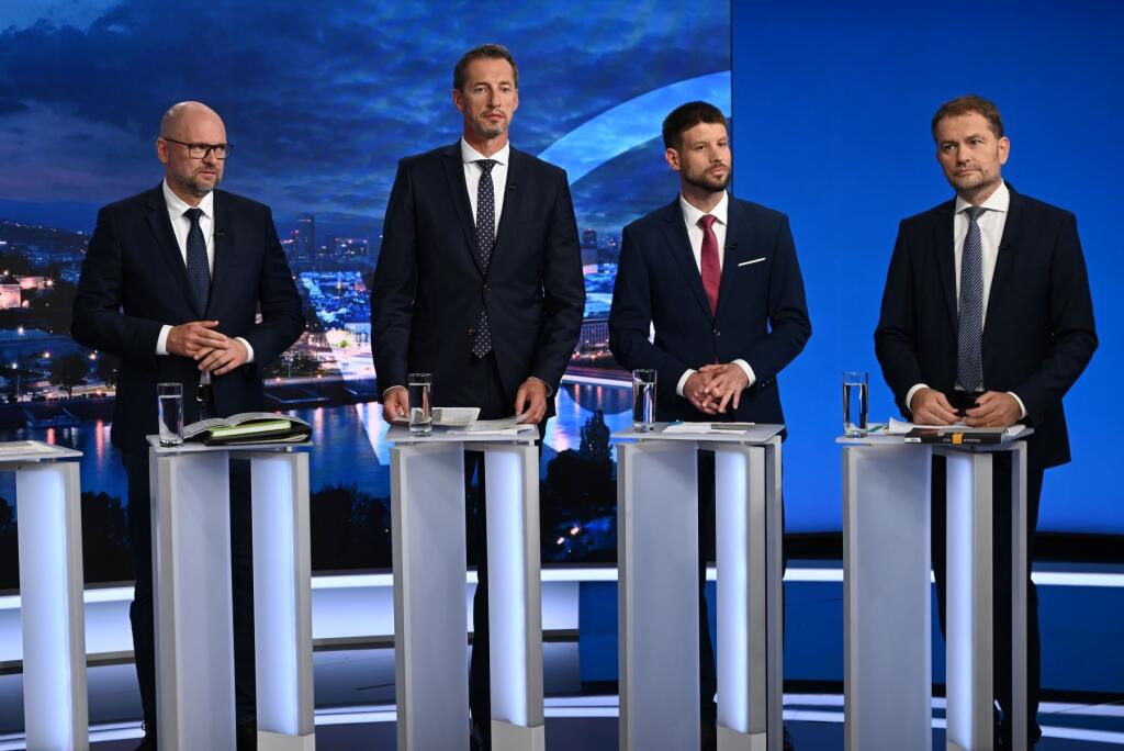 Záber z predvolebnej debaty v Televízii Markíza. Zľava: Richard Sulík, Milan Majerský, Michal Šimečka a Igor Matovič