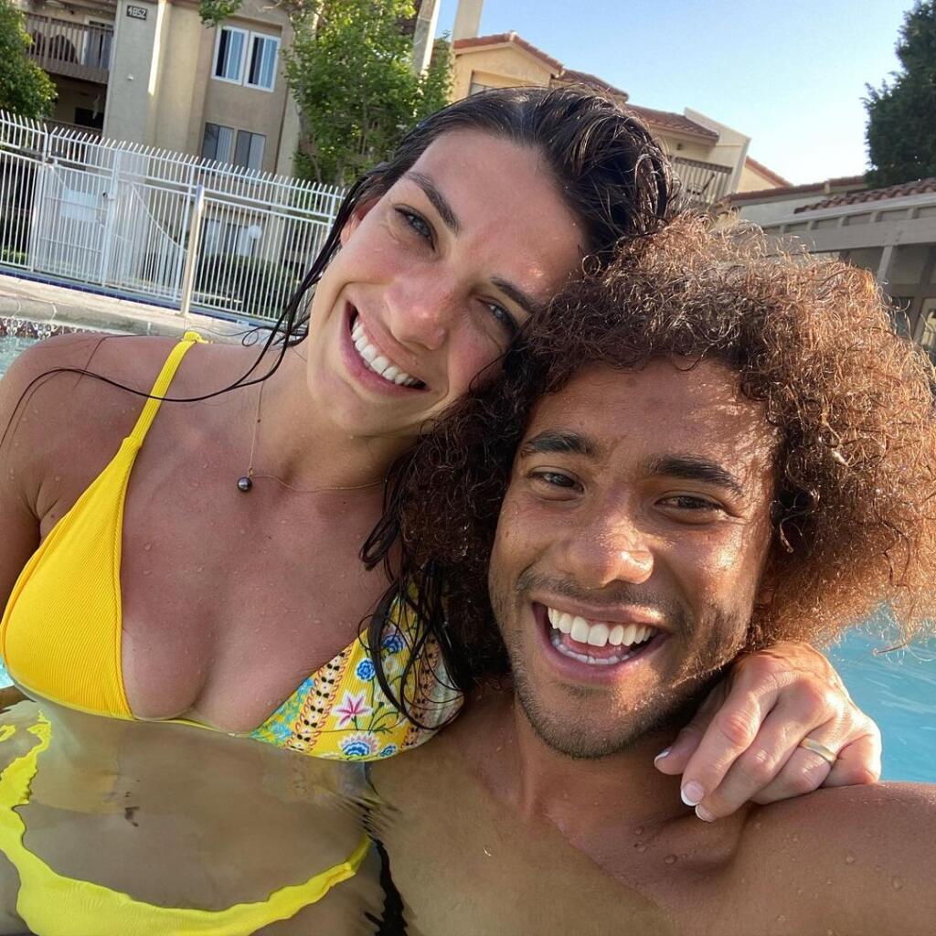 Mackenzie Dernová je na instagrame mimoriadne populárna. Svojich followerov dráždi aj takýmito zábermi.