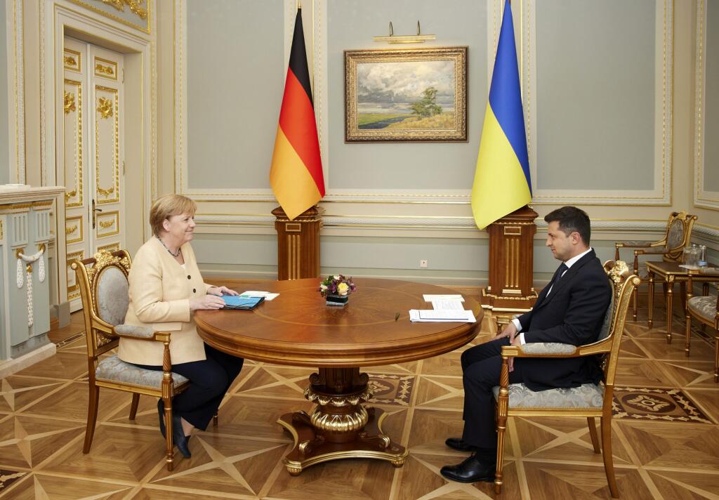 Volodymyr Zelenskyj nemecká kancelárka Angela Merkelová 