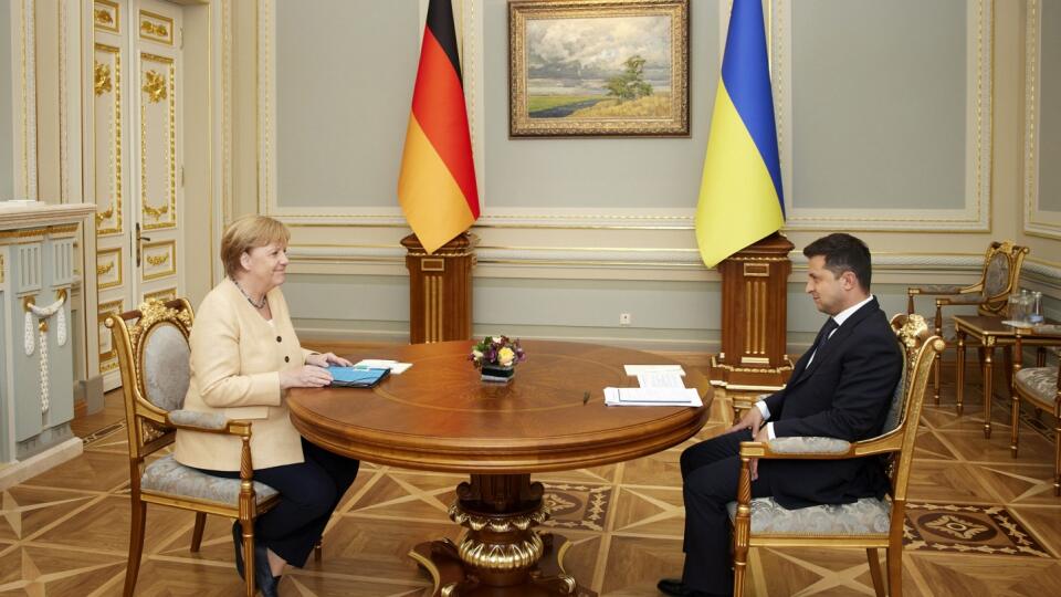 Volodymyr Zelenskyj nemecká kancelárka Angela Merkelová