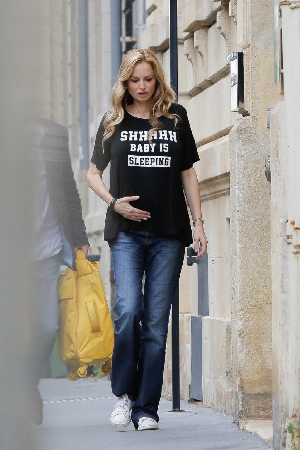 Adriana Karembeu EXCLUSIF