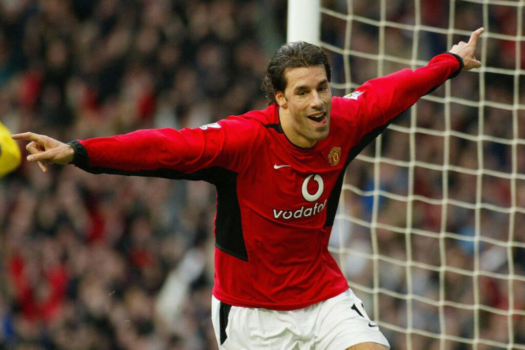 Ruud van Nistelrooy a jeho typický prejav radosti. Za Manchester United odohral 150 zápasov a strelil 95 gólov.