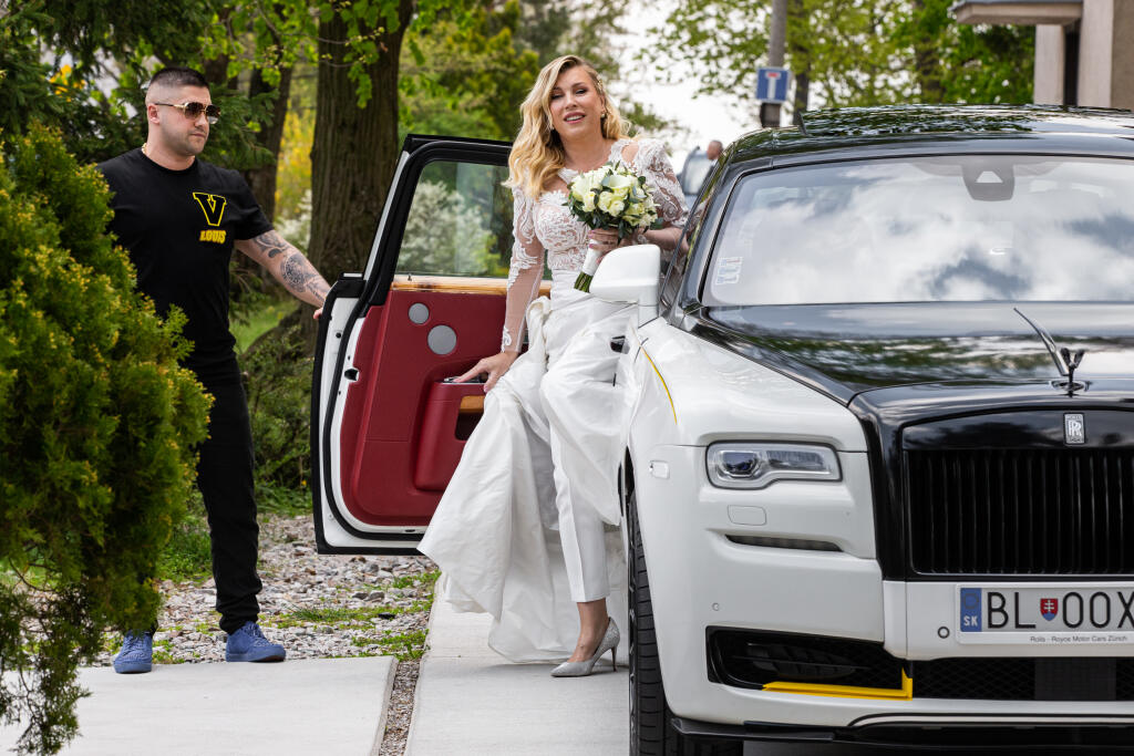 Svadba Gabriely Drobovej a Karola Rumana v Bratislave. Na snímke Gabriela Drobová.