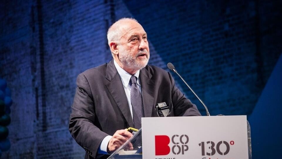 Stiglitz rečnil na konferencii v Taliansku.