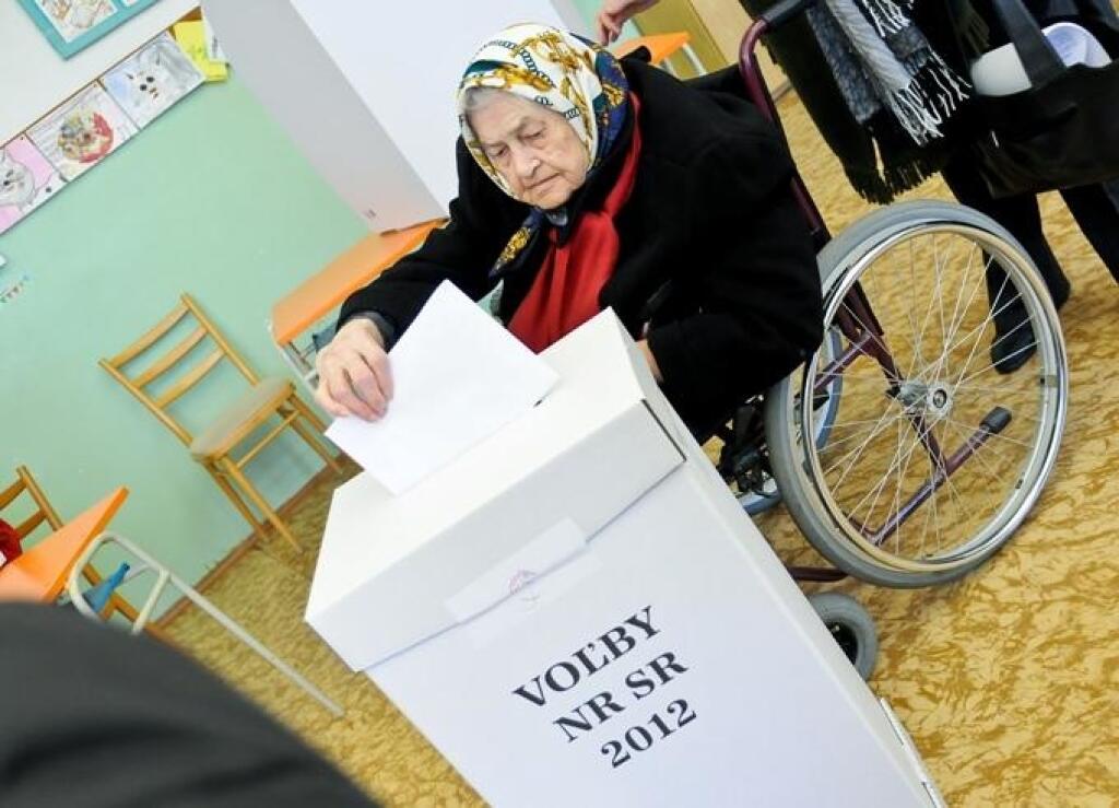 Voľby v obrazoch: Ako volili ľudia a lídri strán