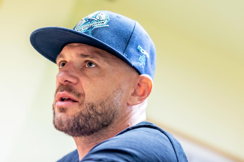 Na snímke Marián Gáborík počas rozhovoru na jeho štadióne v Trenčíne.