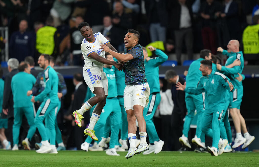 Radosť hráčov Realu Madrid po postupe do finále Ligy majstrov.
