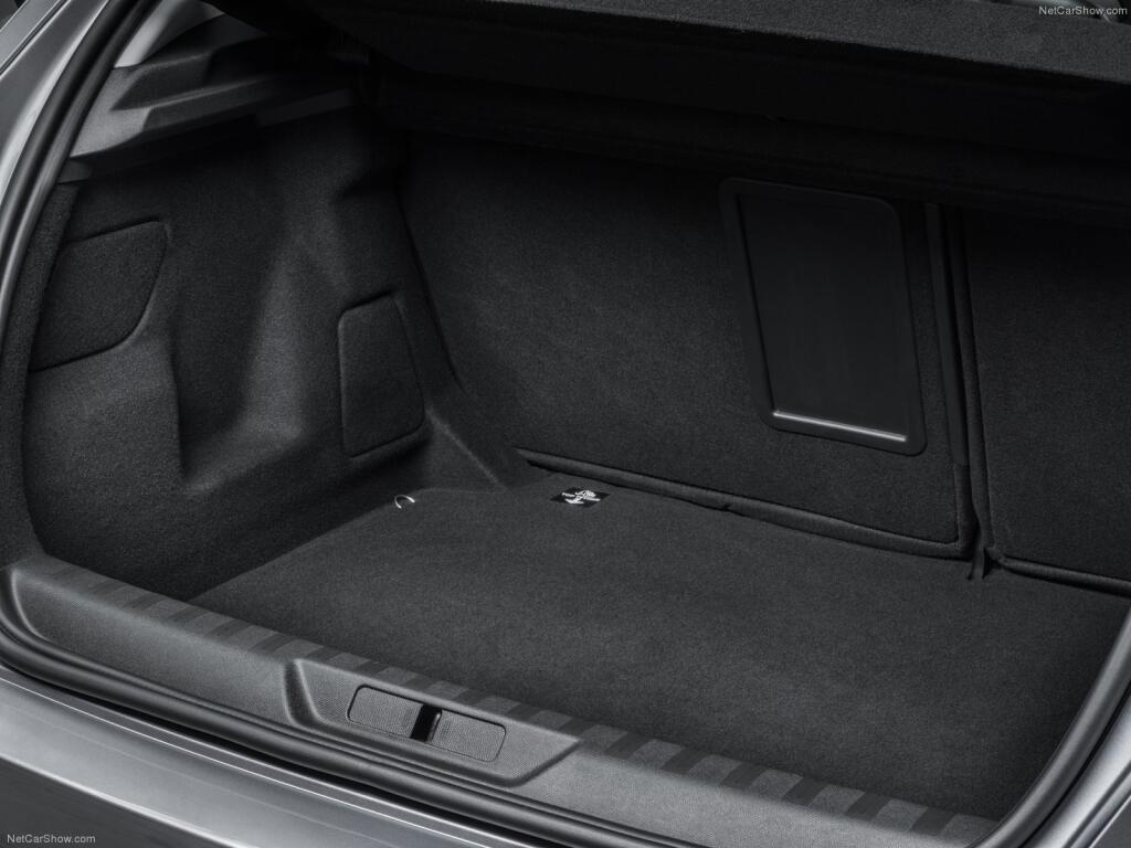 Nový Peugeot 308 1,6 THP Allure