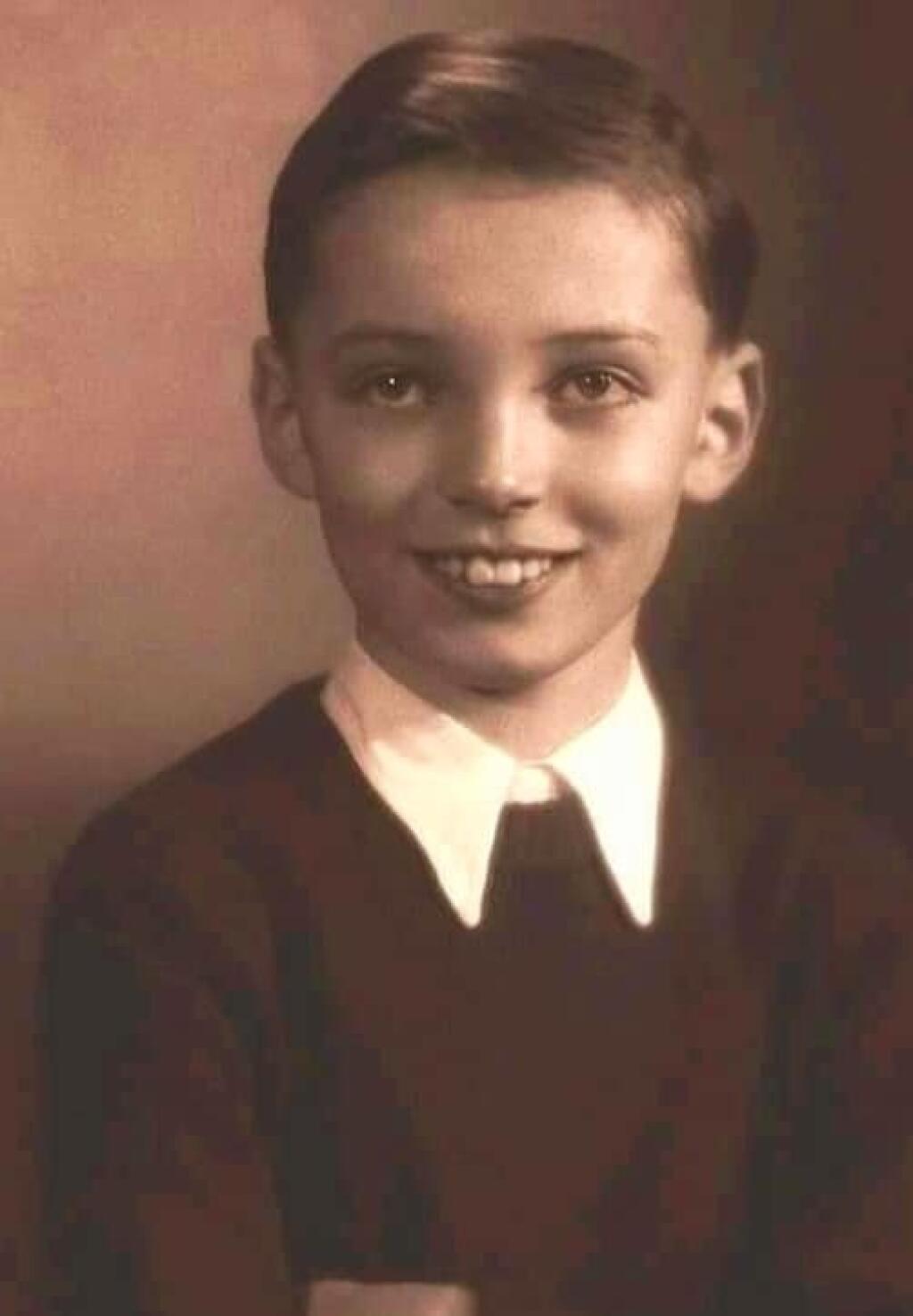 Gott mal výrazné črty, ktoré sa ani s pribúdajúcimi rokmi nezmenili.