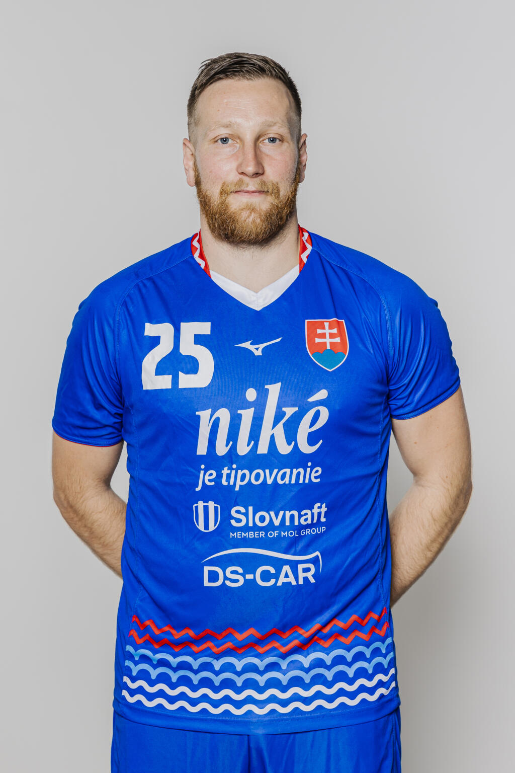 Marek Kovacech s manželkou Adrianou a dcérkou