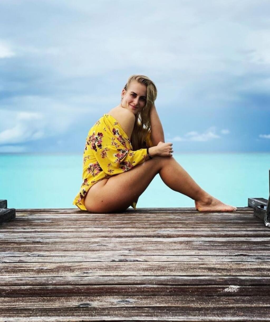 Keď sa stolná tenistka Barbora Balážová nahodí do plaviek, nejednému fanúšikovi sa pri pohľade na jej telo zastaví dych.