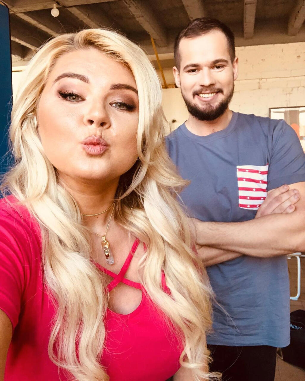 Aj vďaka Evelyn sa stal populárnym.