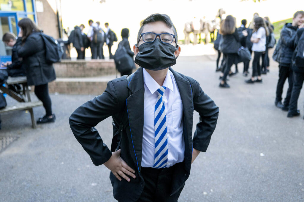 Llanishen High School Children Settle In To The New School Year