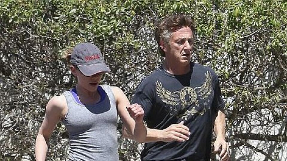 Scarlett Johansson a Sean Penn sú vraj opäť spolu.