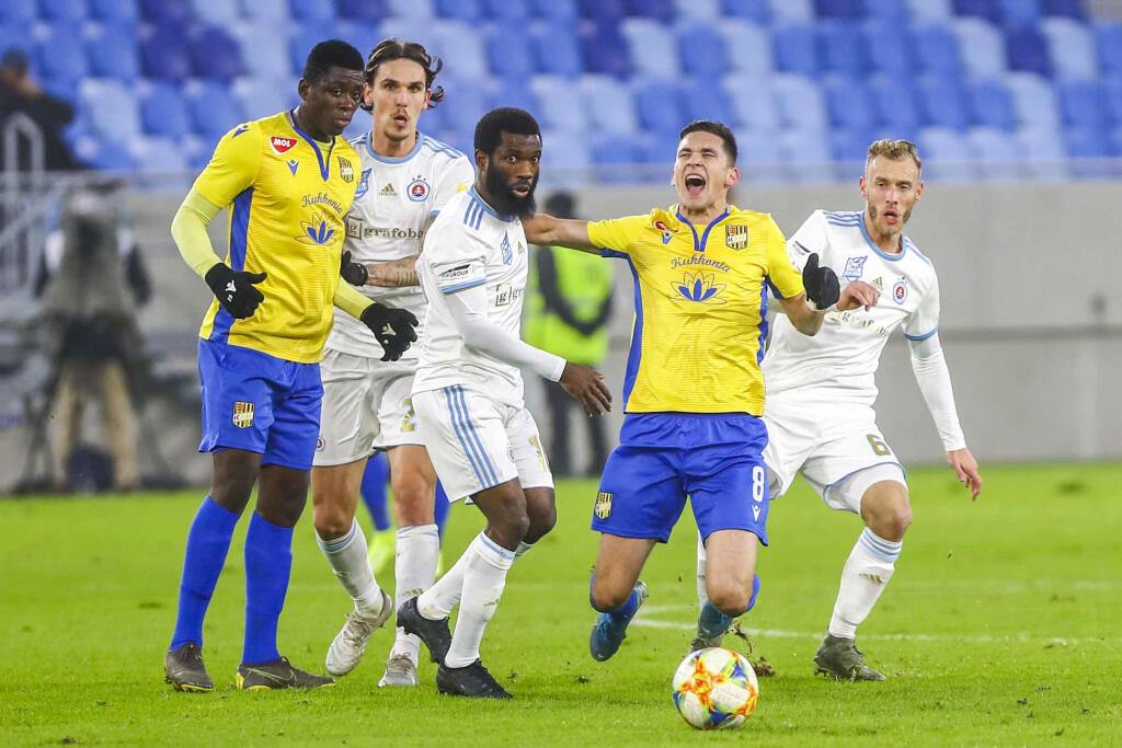 na snimke - ŠK Slovan Bratislava - FC DAC 1904 Dunajská Streda - Fortuna Liga 2019-2020