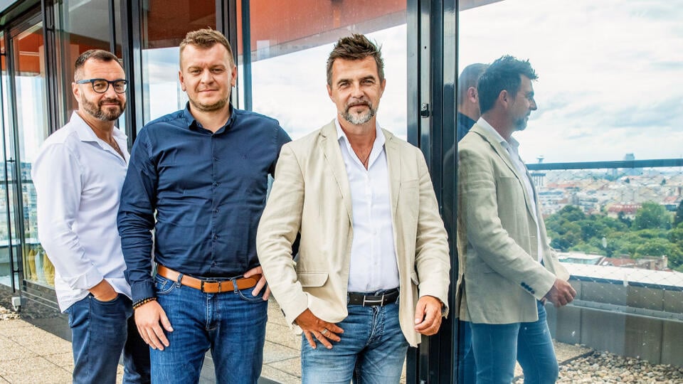 Lídri spoločnosti 01People (zľava) Roman Neczli, Roman Kučera, Patrik Kmec