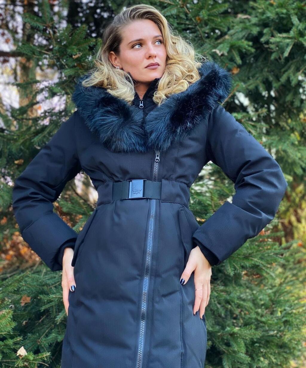 Kanadská skokanka o žrdi Alysha Newman