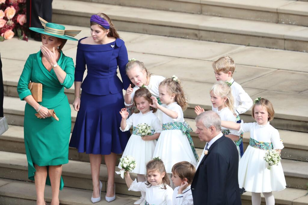 Princezná Charlotte a princ Geirge na svadbe princeznej Eugenie.