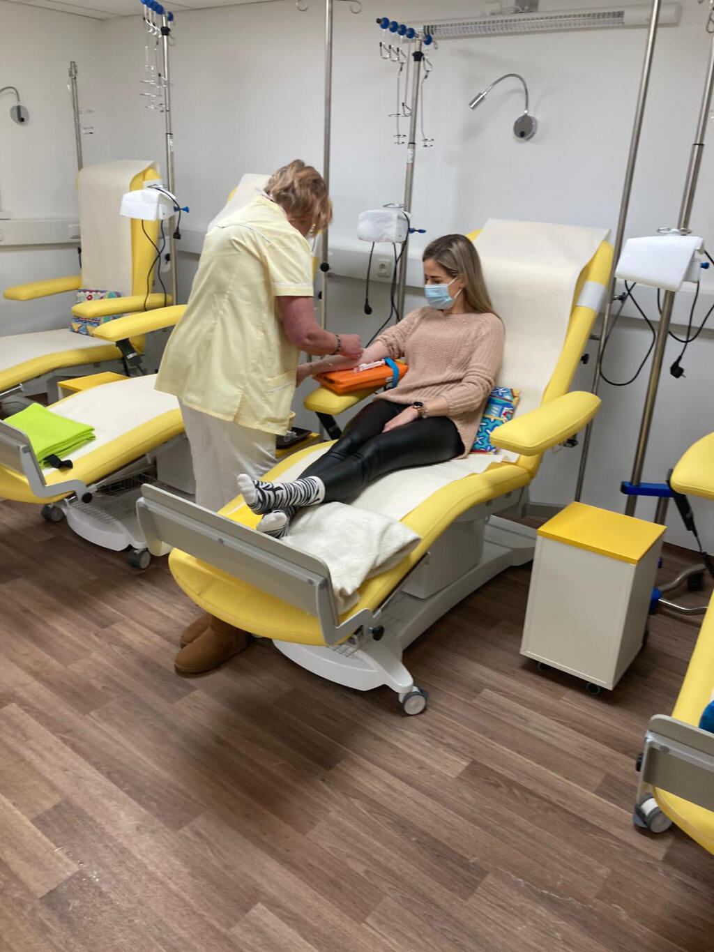 Transplantácia stojí 45-tisíc eur a pacient si ju hradí sám.